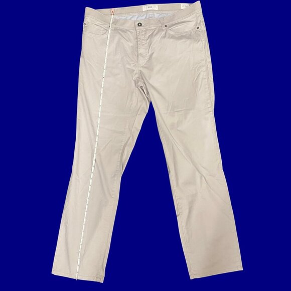 Brax Feel Good Cadiz Ultralight Straight Fit Pants Beige Men’s 40/36 - Picture 4 of 10